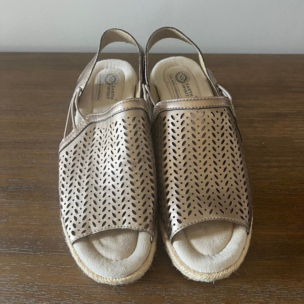 Earth Spirit Woman’s Espadrille Slingback Gold Metallic Wedge Sandals- Size 8